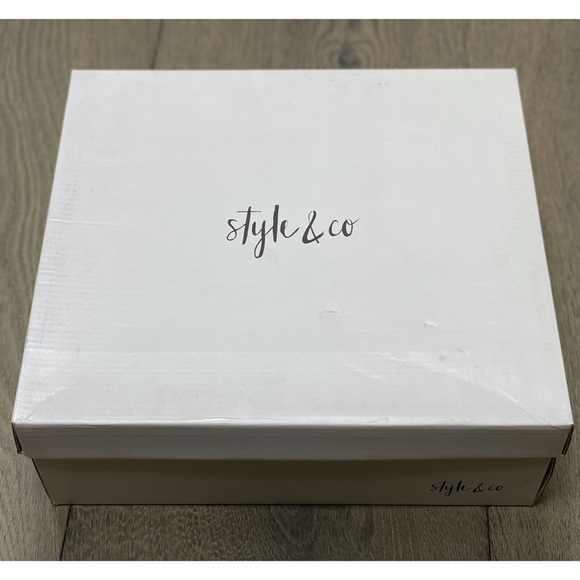 Kindell Faux Leather Round Toe Riding Boots NWB! - Picture 10 of 10